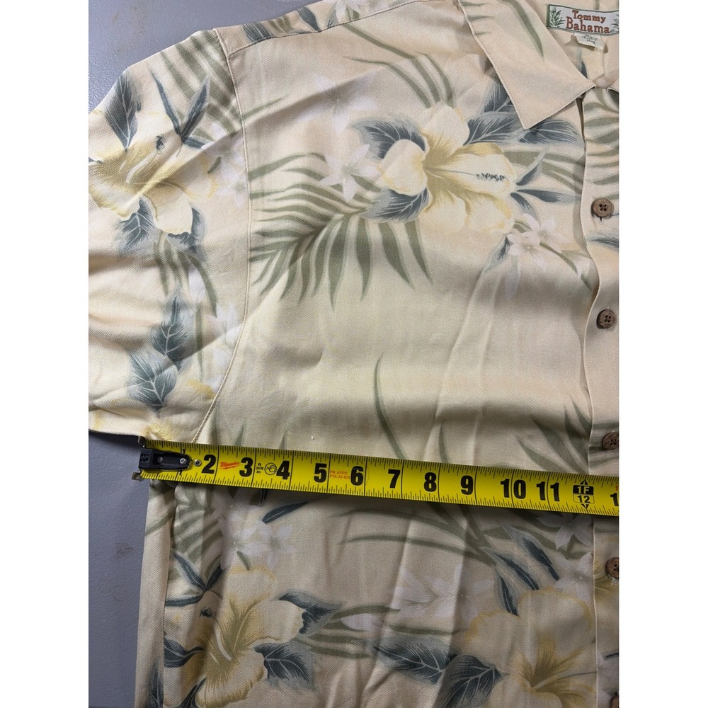 Tommy Bahama Button Down Shirt Mens XL Beige Silk Floral Tropical Camp Relaxed - Picture 4 of 10